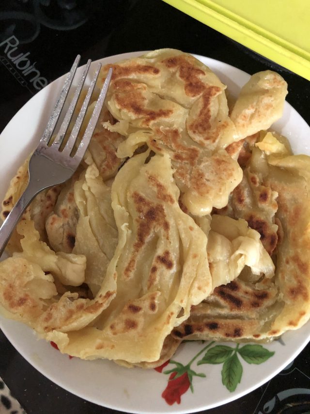 Bored? Here's A List Of 9 Productive Things To Do At Home 7 9 Productive Things To Do At Home; Roti Canai Homemade