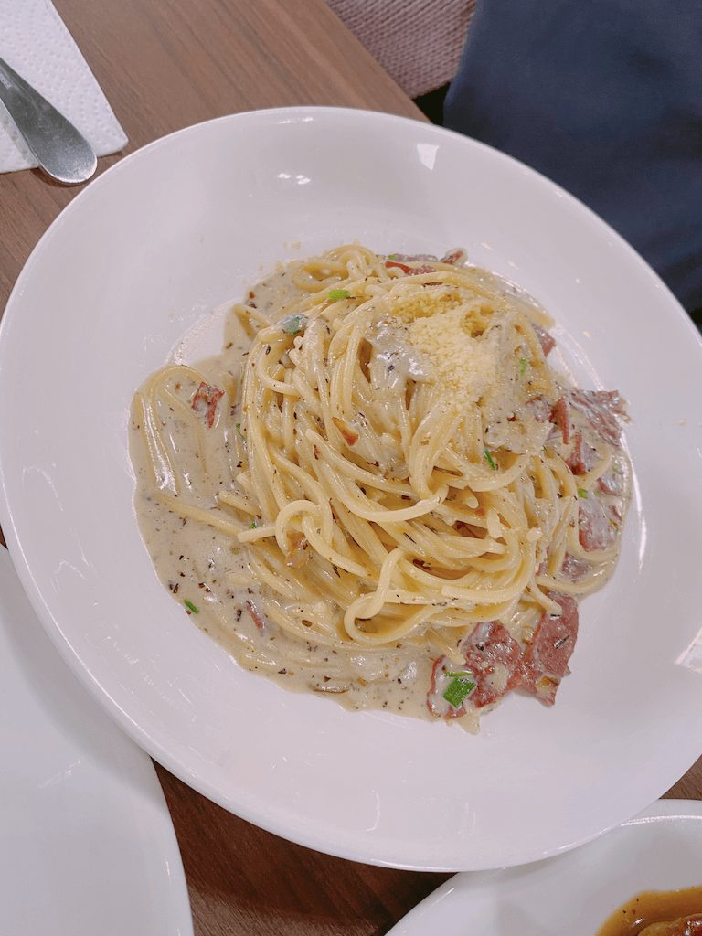 8 Mini Honest Food Review: CU Mart, Seirock-Ya, Pasta Panas And More 9 Zahra Sofia Carbonara Pasta